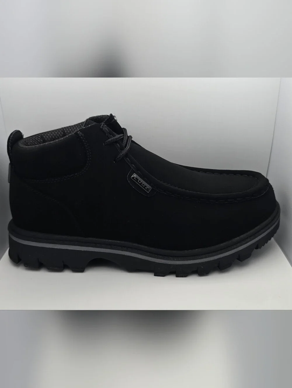 UGG Men’s Black Chukka Boot with Lug Sole Mens 11 Womens 12.5